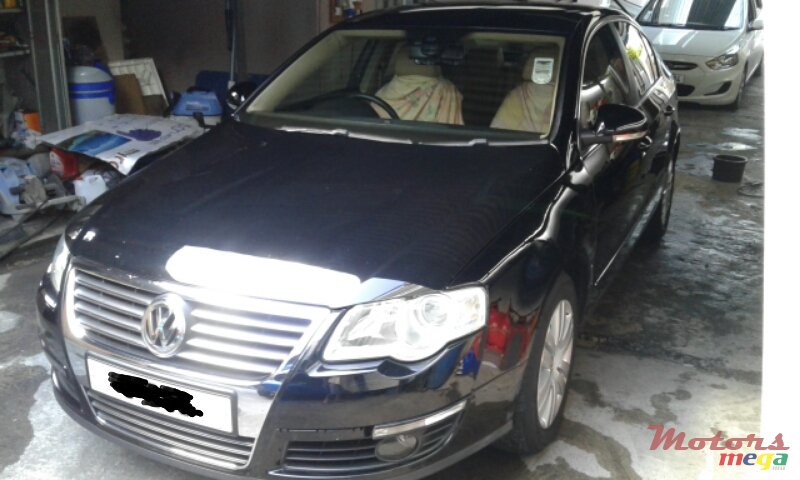 2008' Volkswagen Passat FSI photo #2