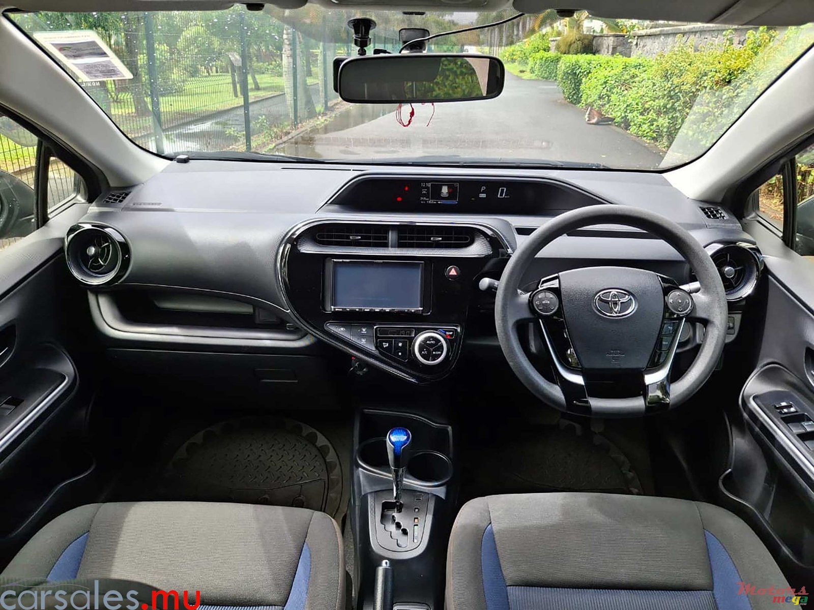 2020' Toyota Aqua 1.5 Hybrid photo #7