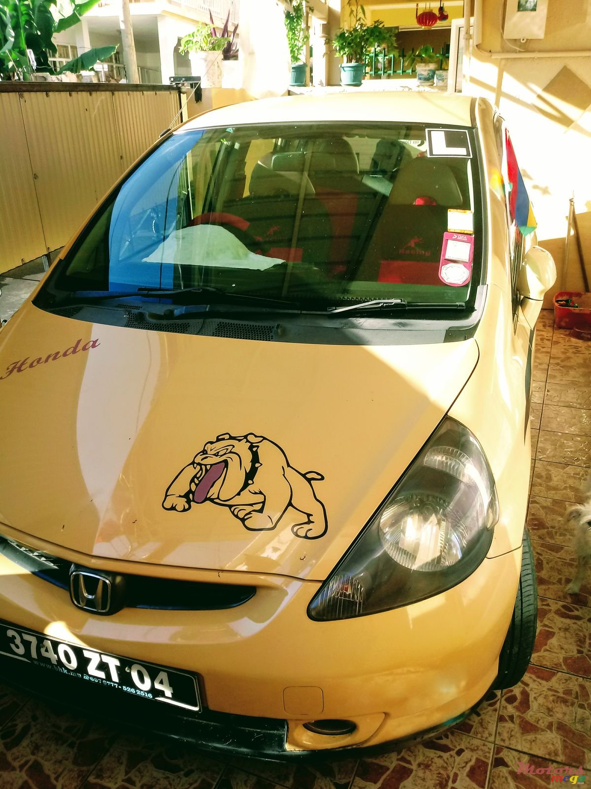 2004' Honda Fit photo #1