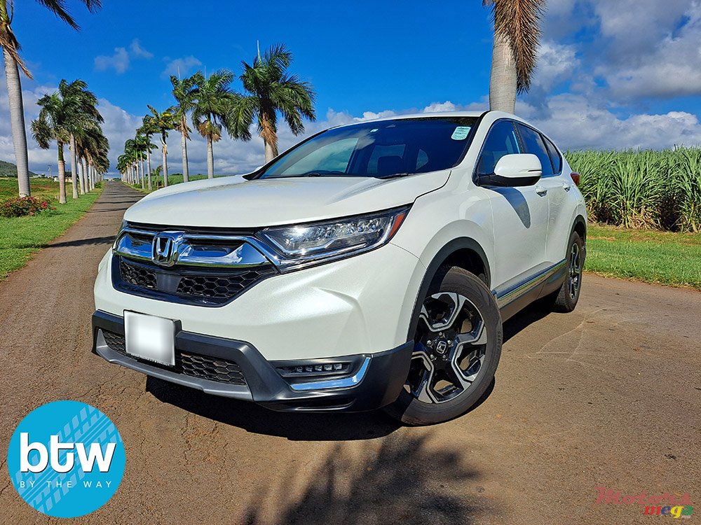 2019' Honda CR-V photo #2