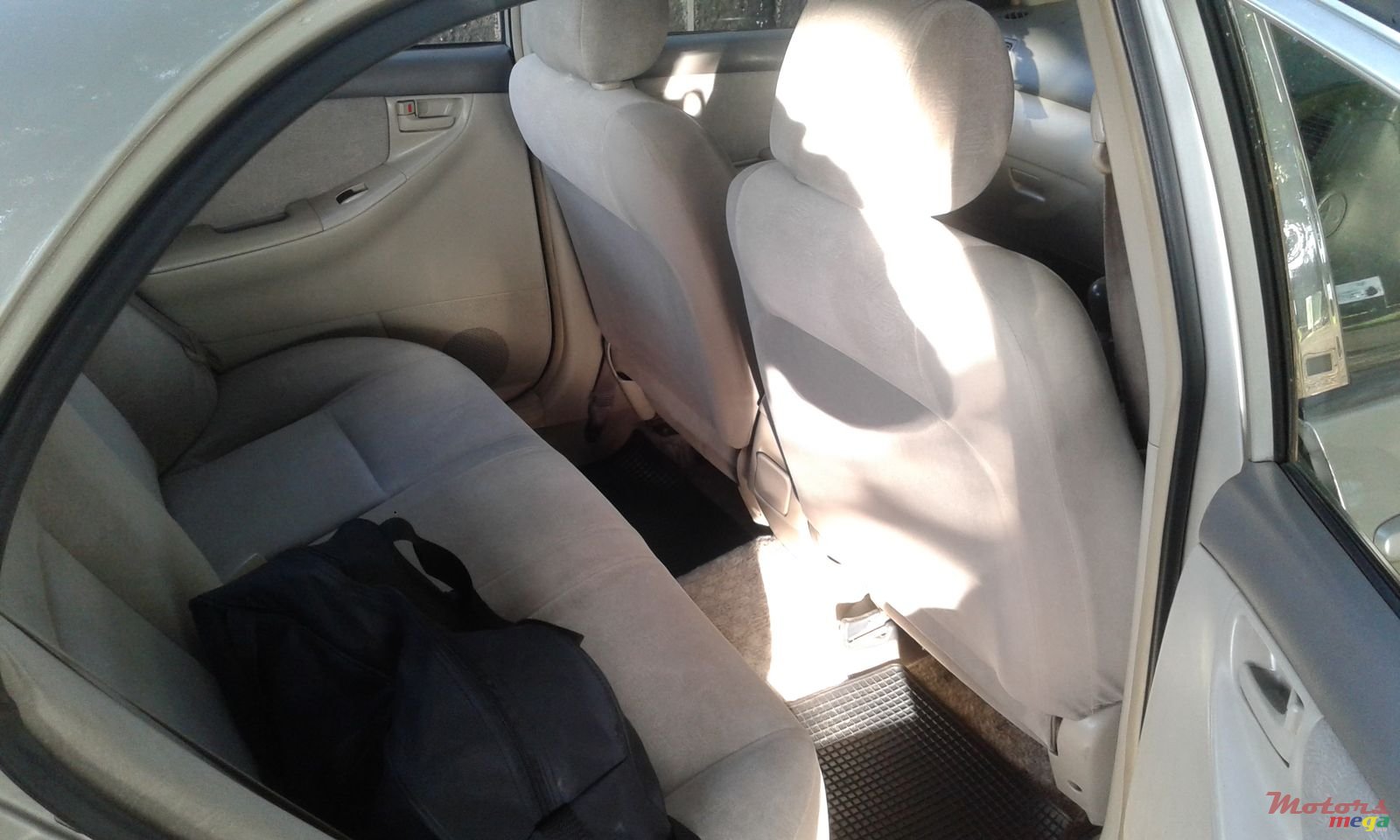 2001' Toyota Corolla photo #5