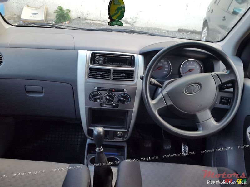 2011' Perodua Elite Viva photo #5