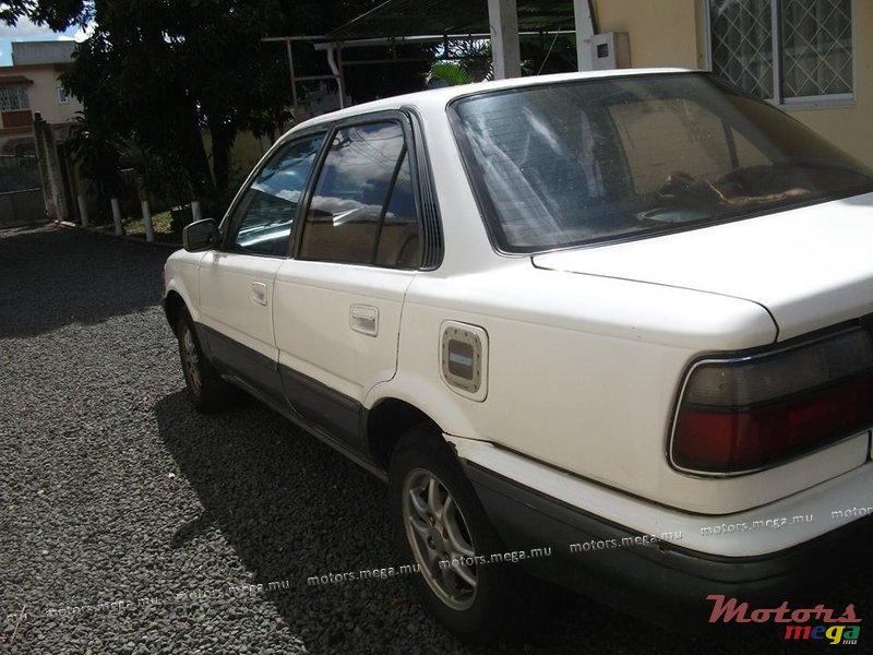 1991' Toyota photo #4