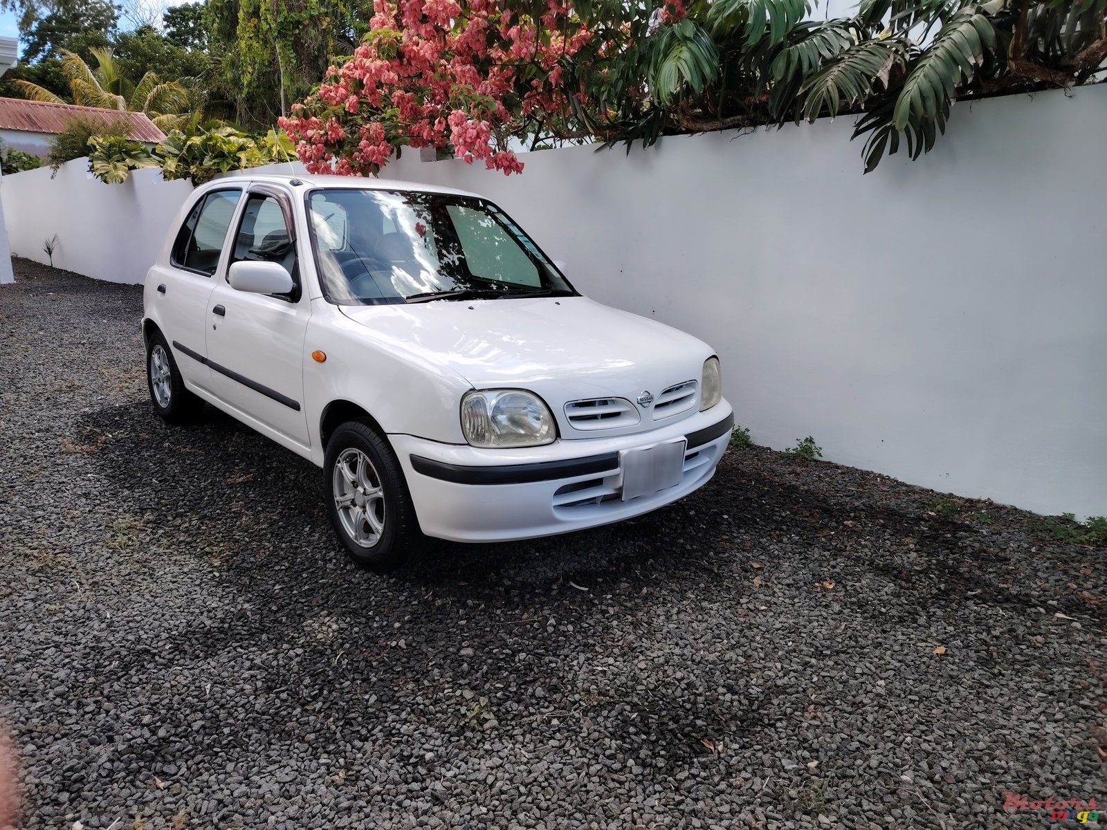 2000' Nissan Ak11 photo #1