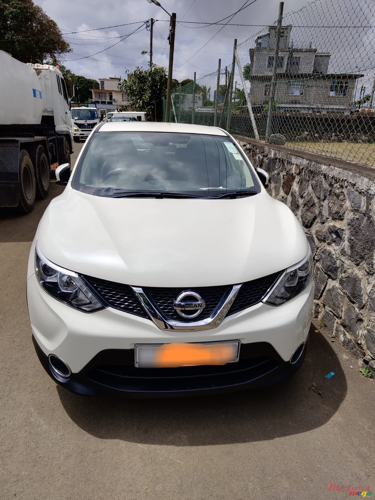 2015' Nissan Qashqai photo #2