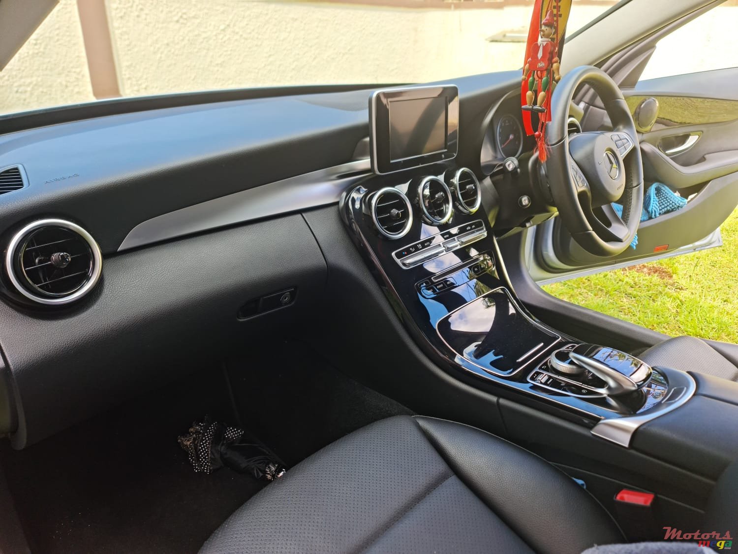 2017' Mercedes-Benz C-Class photo #5