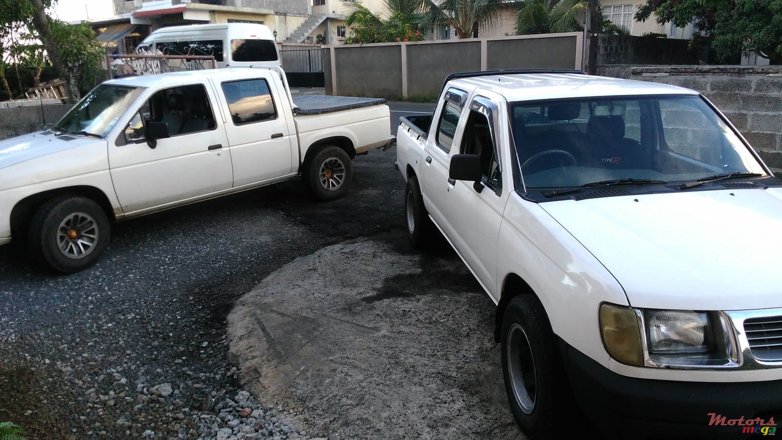 1997' Nissan Hardbody photo #3