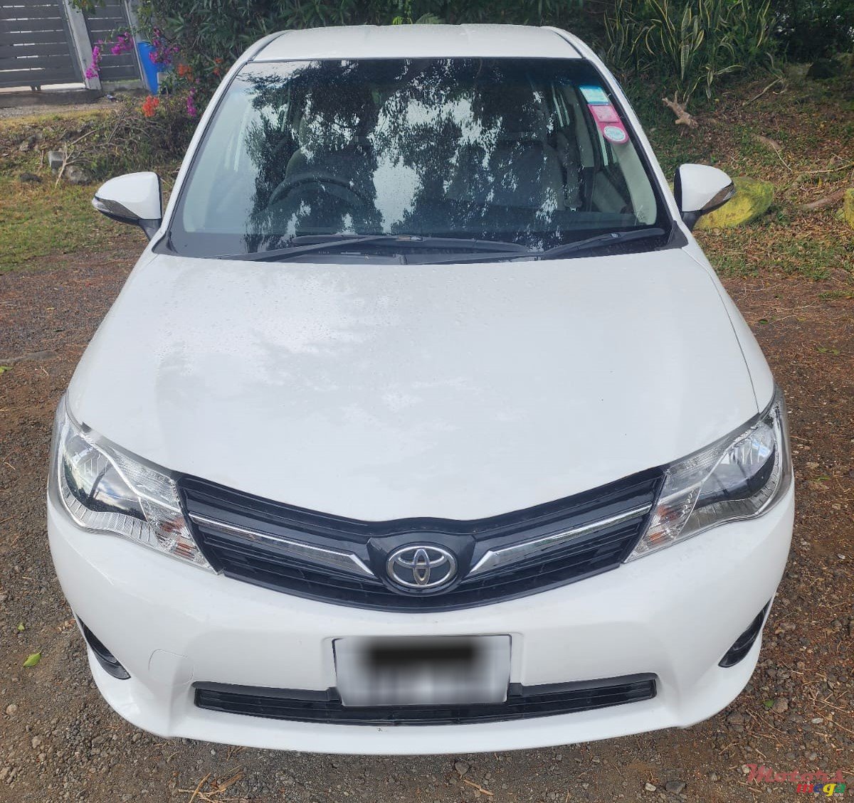 2014' Toyota Axio photo #2