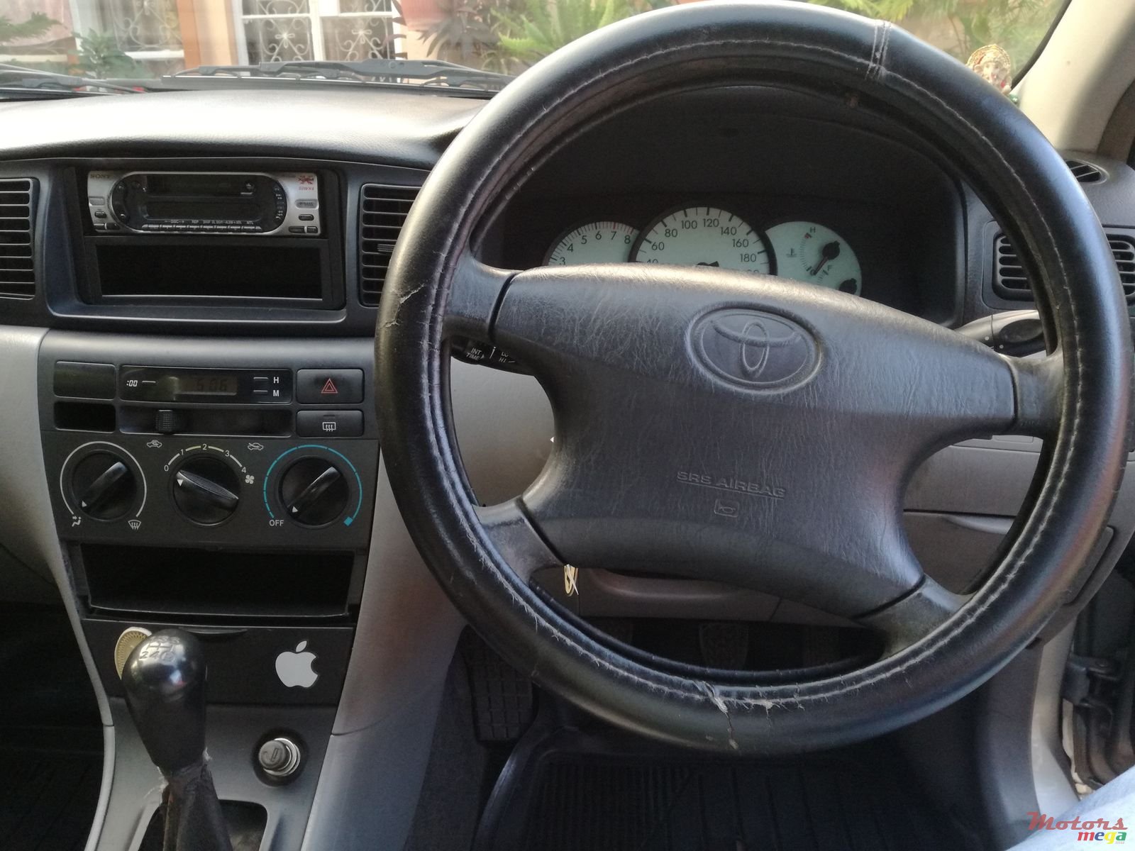 2002' Toyota Corolla photo #5