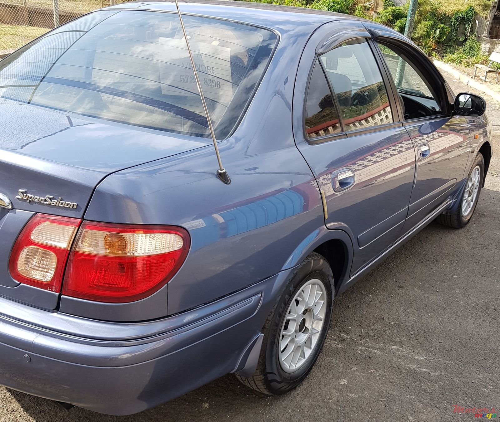 2003' Nissan N16 Full Option photo #4