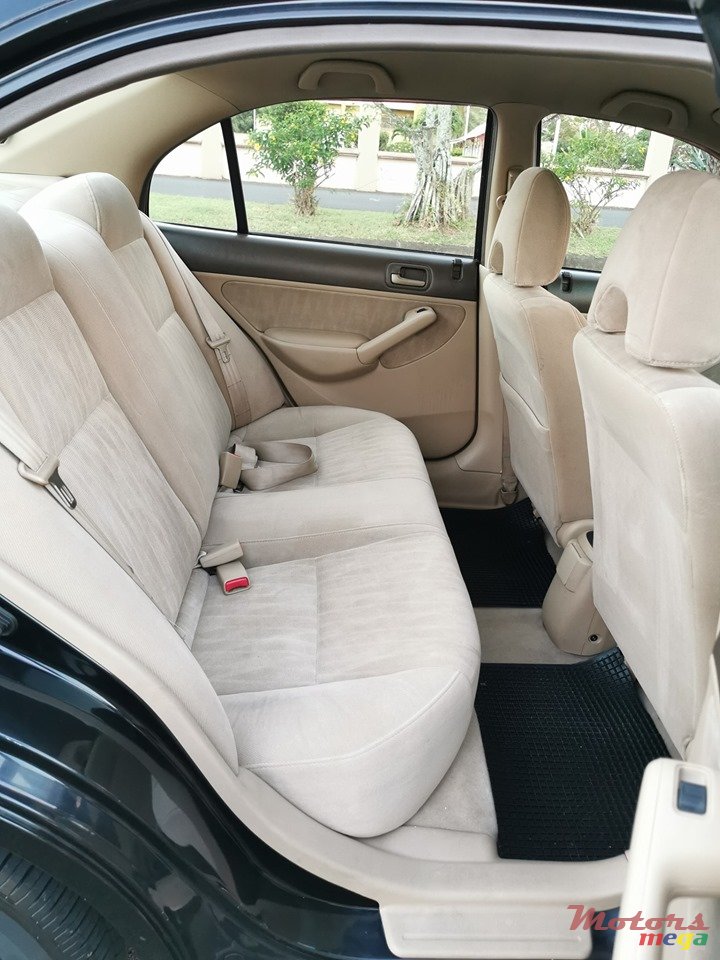 2003' Honda Civic ES8 photo #6