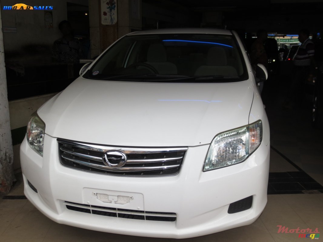 2009' Toyota Corolla photo #1