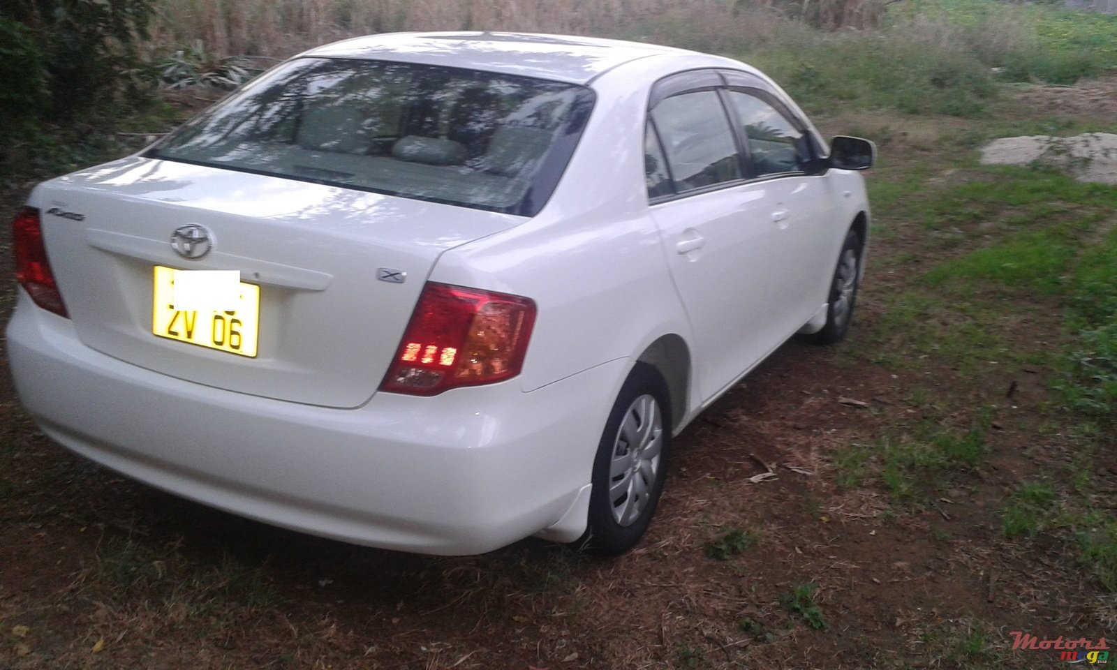 2006' Toyota Axio photo #6