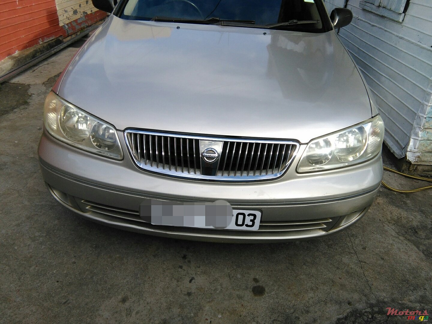 2003' Nissan Sunny photo #1