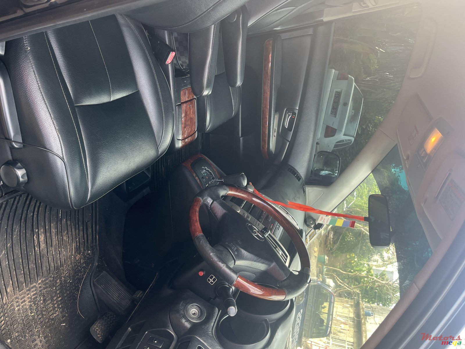 2003' Toyota Lexus photo #5