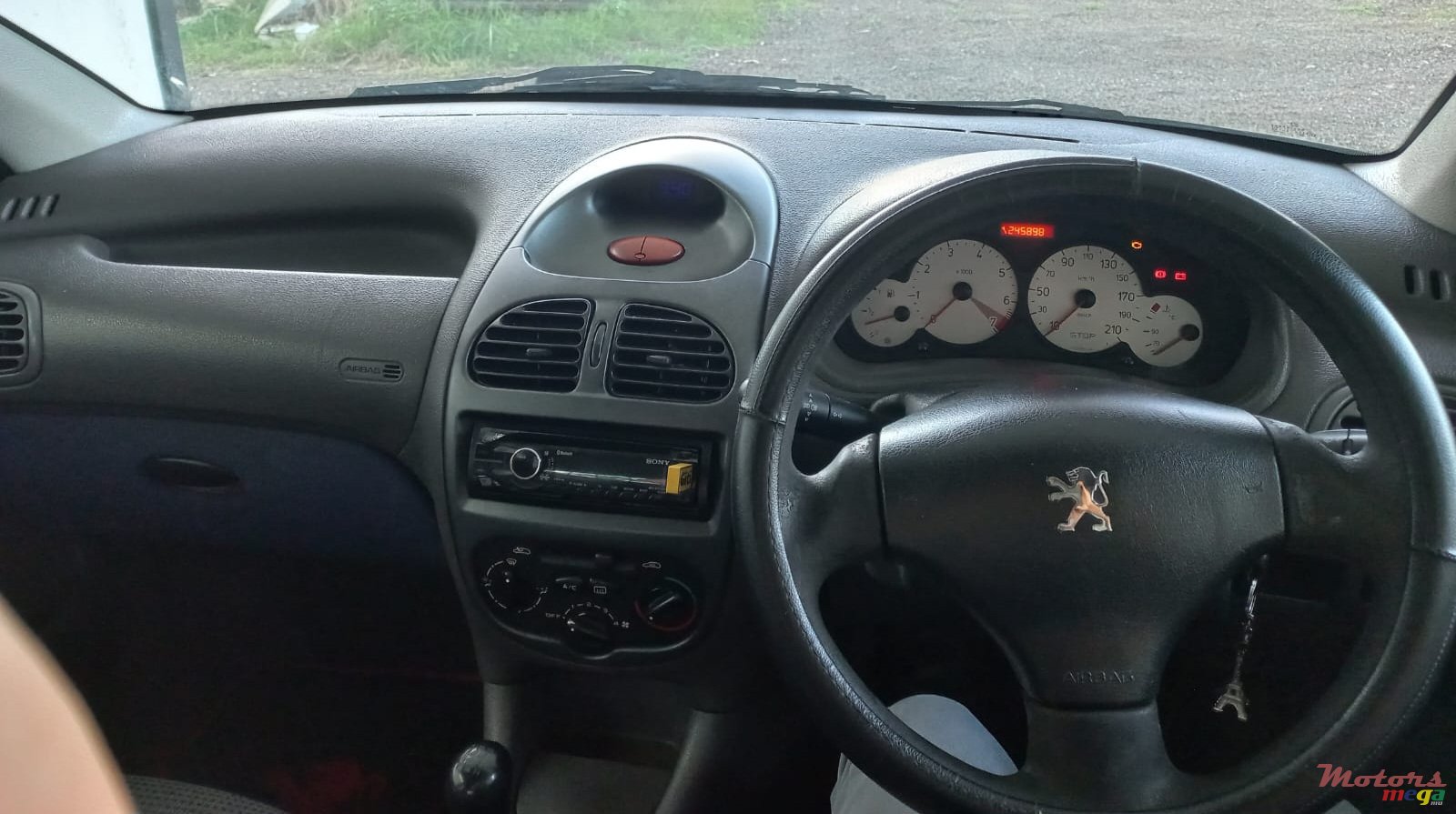 2005' Peugeot 206 photo #3