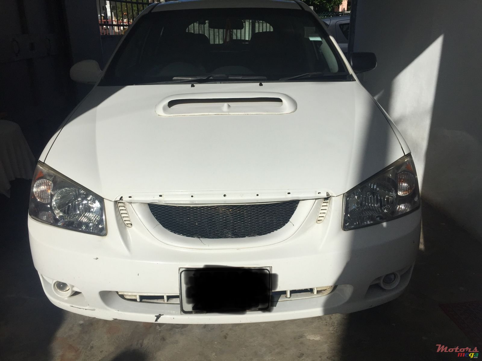 2005' Kia Cerato photo #1