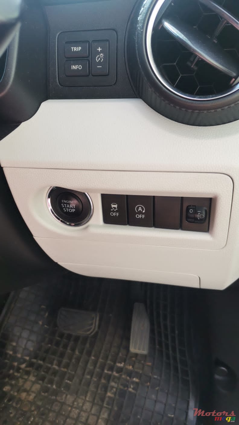 2015' Suzuki Ignis photo #1
