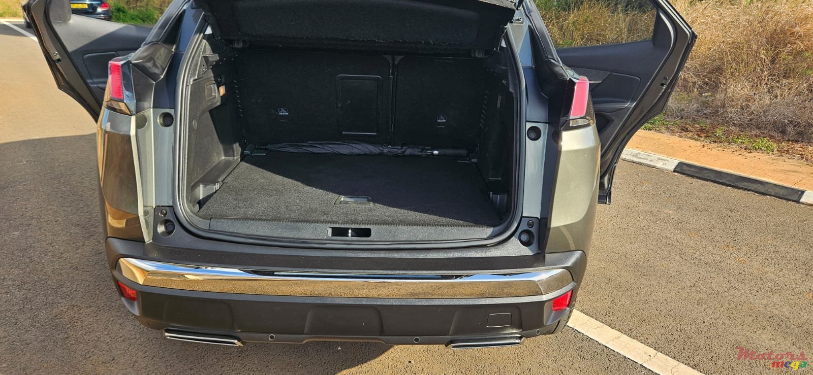 2019' Peugeot 3008 photo #6