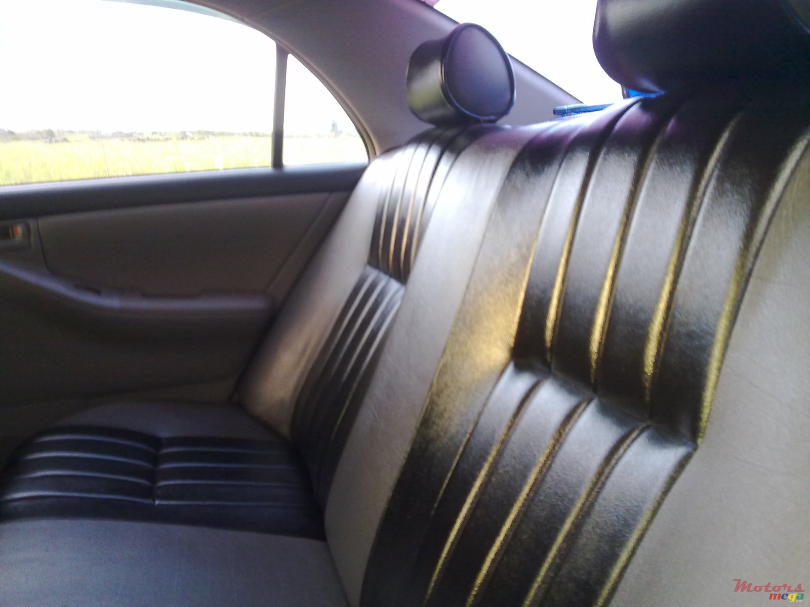 2002' Toyota Corolla photo #7