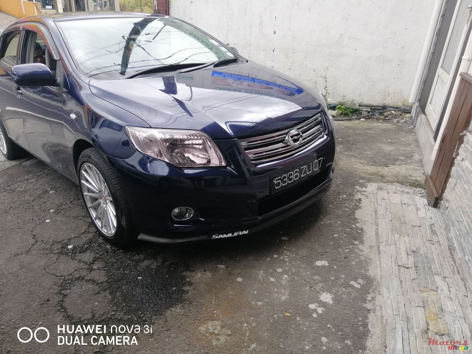 2007' Toyota Axio photo #1