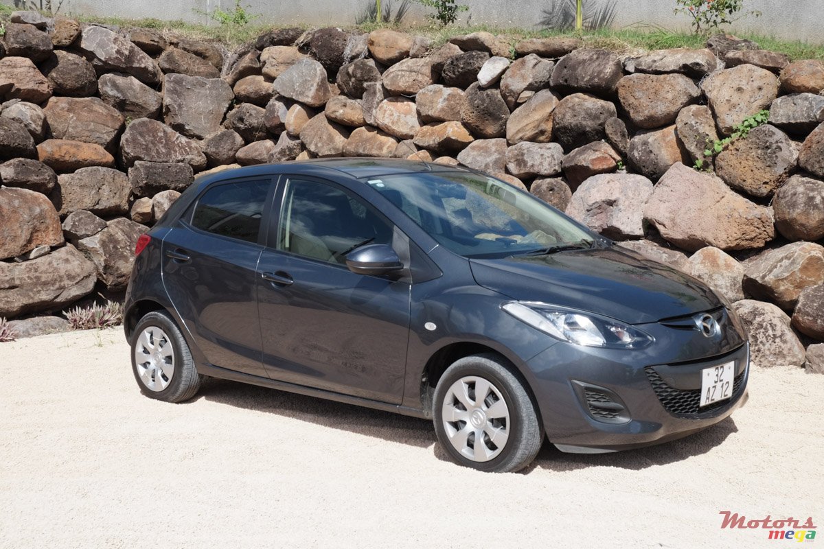 2012' Mazda Demio photo #1