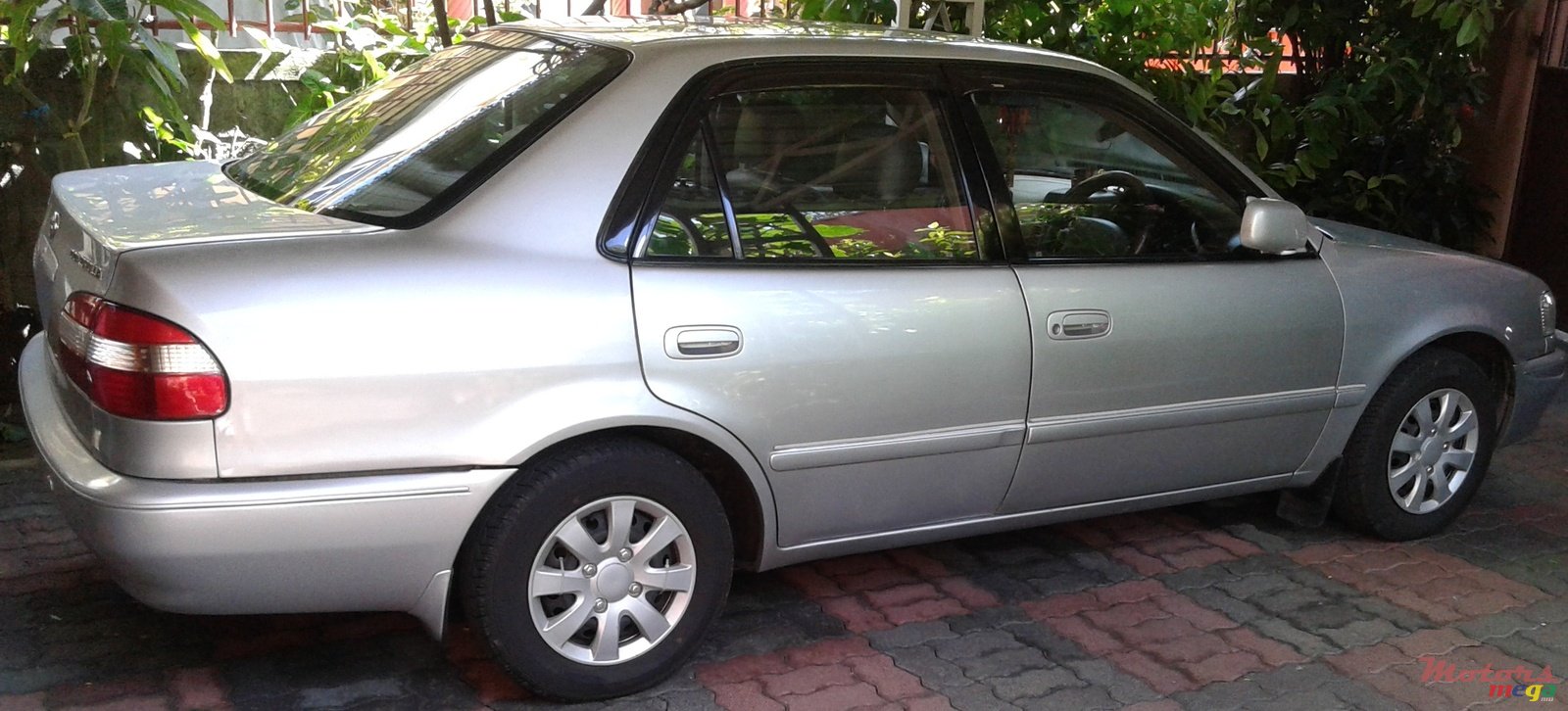 1999' Toyota photo #1