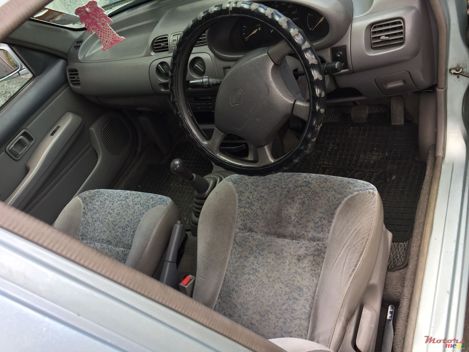 1998' Nissan March photo #3