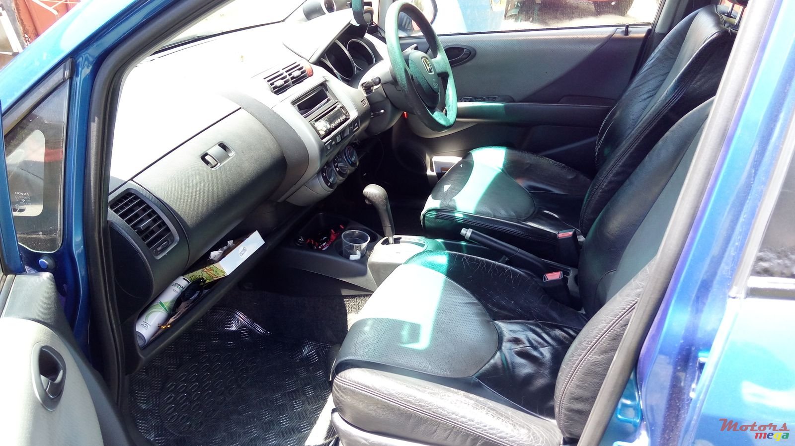 2004' Honda photo #3
