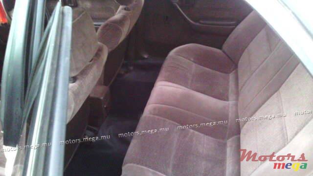 1988' Toyota Corona AT 170 photo #4