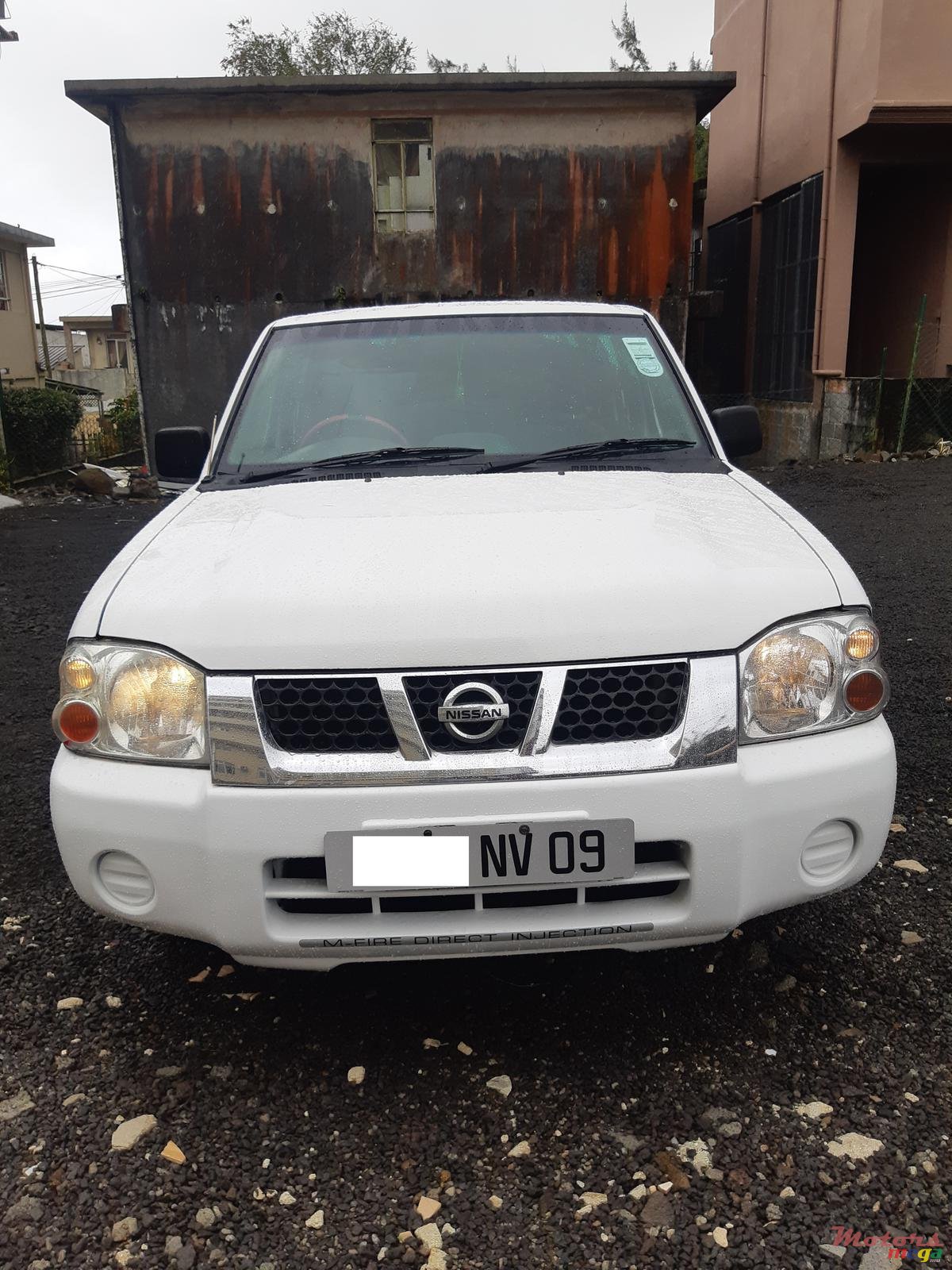 2009' Nissan Navara TD27 JAPON photo #1