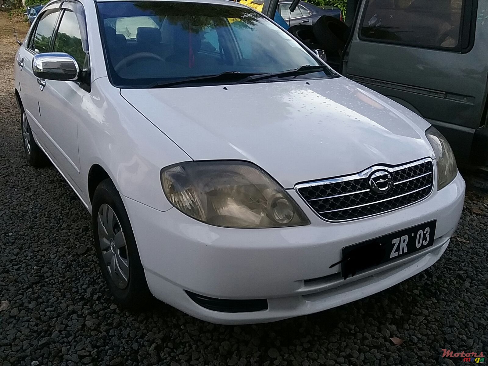 2003' Toyota photo #3