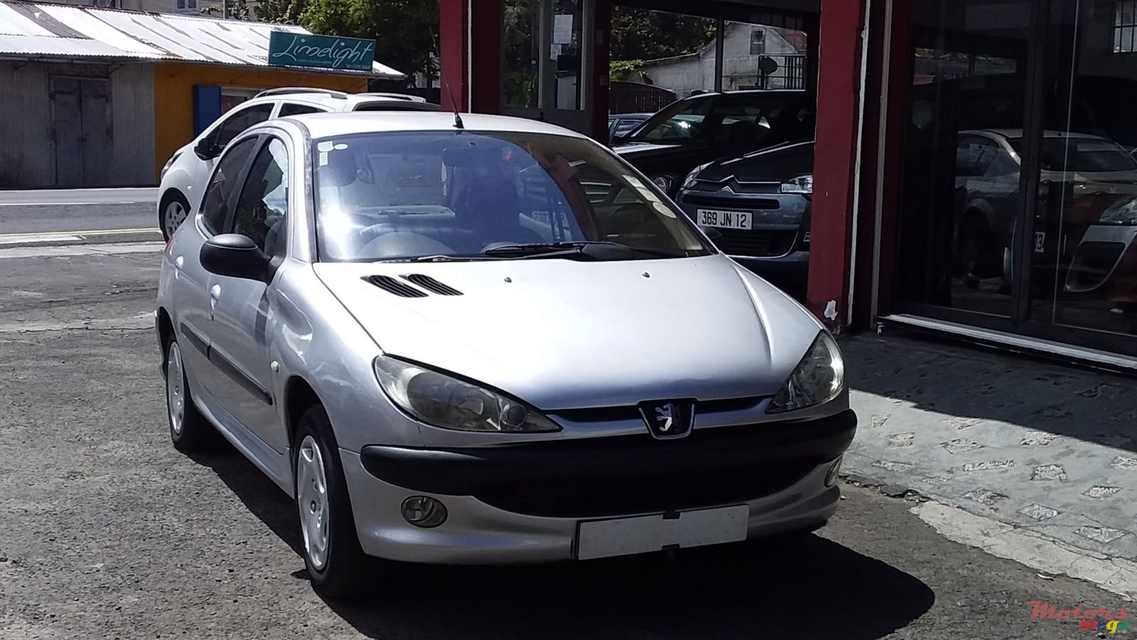 2003' Peugeot 206 photo #1