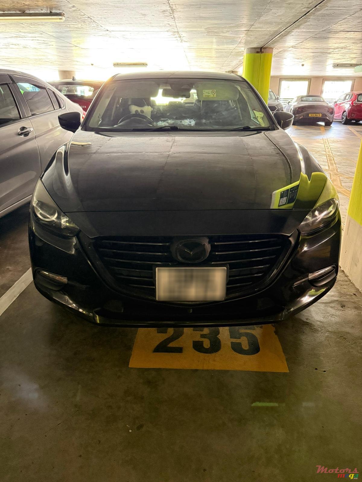 2017' Mazda Axela photo #4