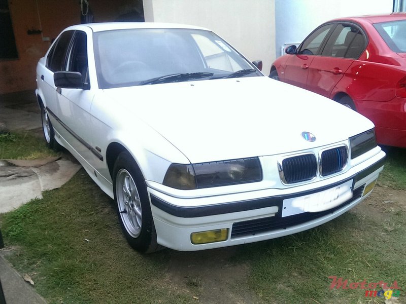 1997' BMW 318 photo #1