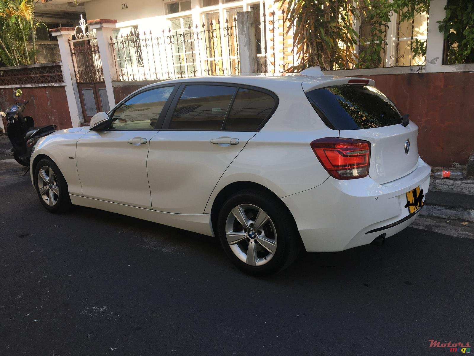 2012' BMW 116 photo #4