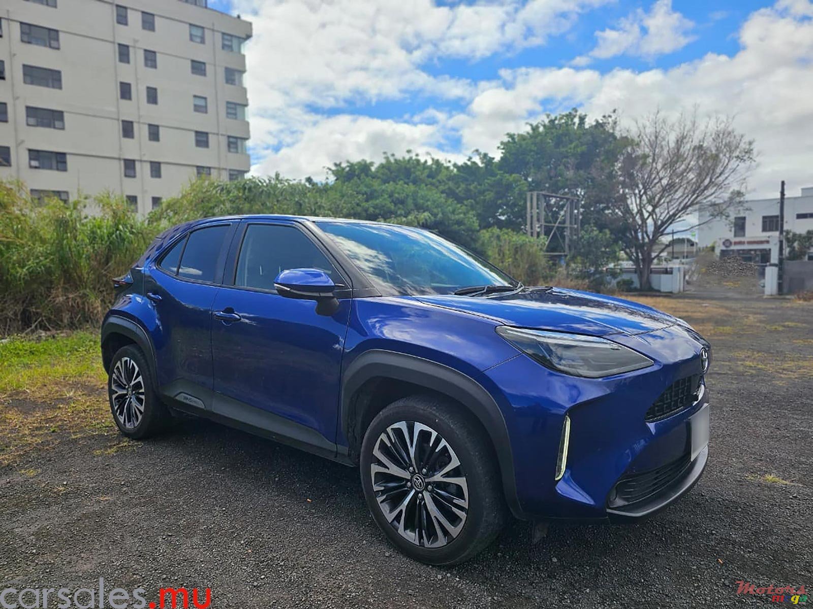 2021' Toyota Yaris Cross Z 1.5 photo #2