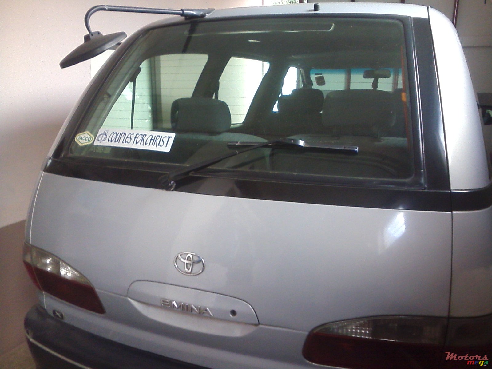 1996' Toyota Estima photo #1