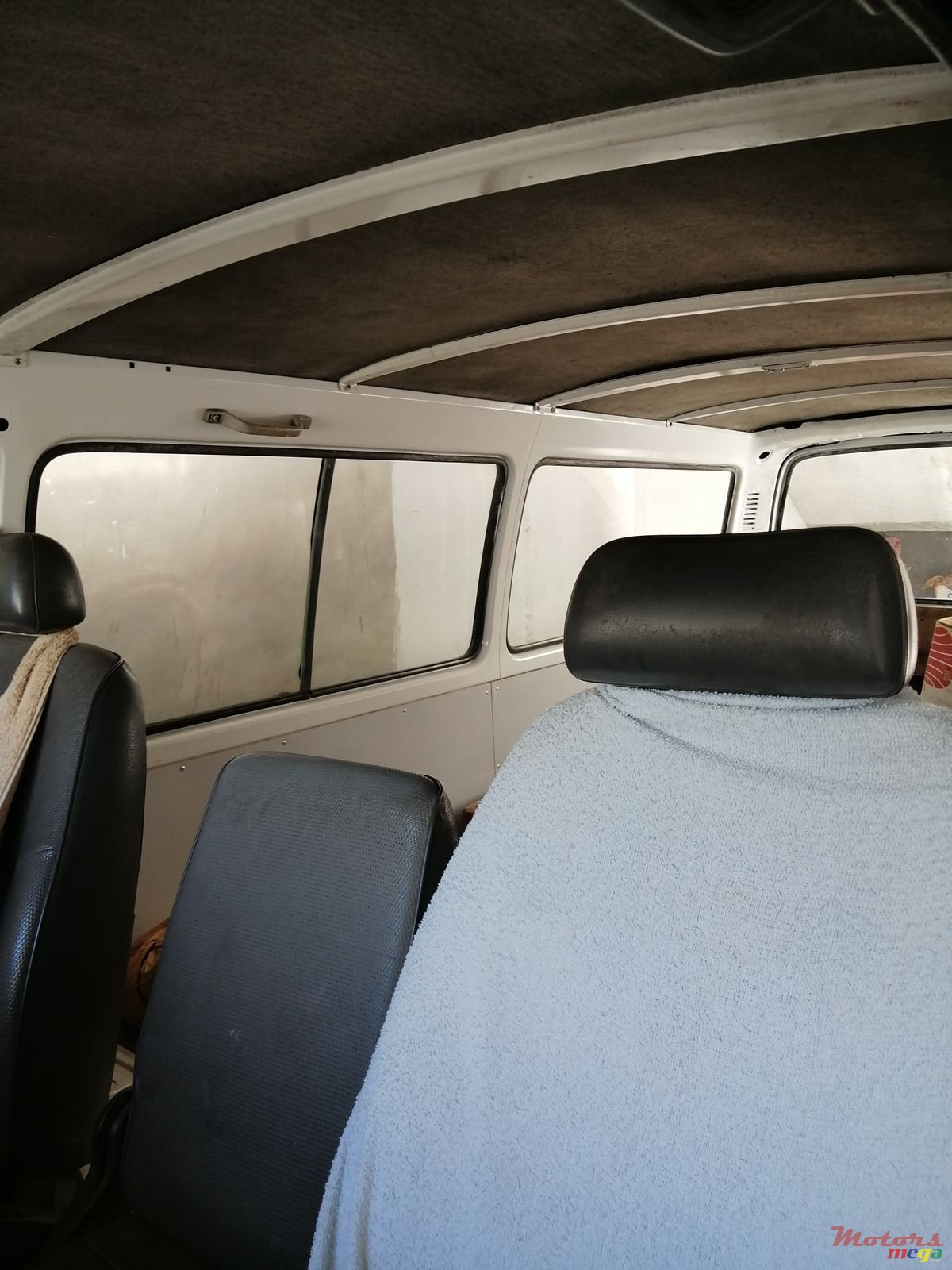1993' Toyota HiAce photo #5