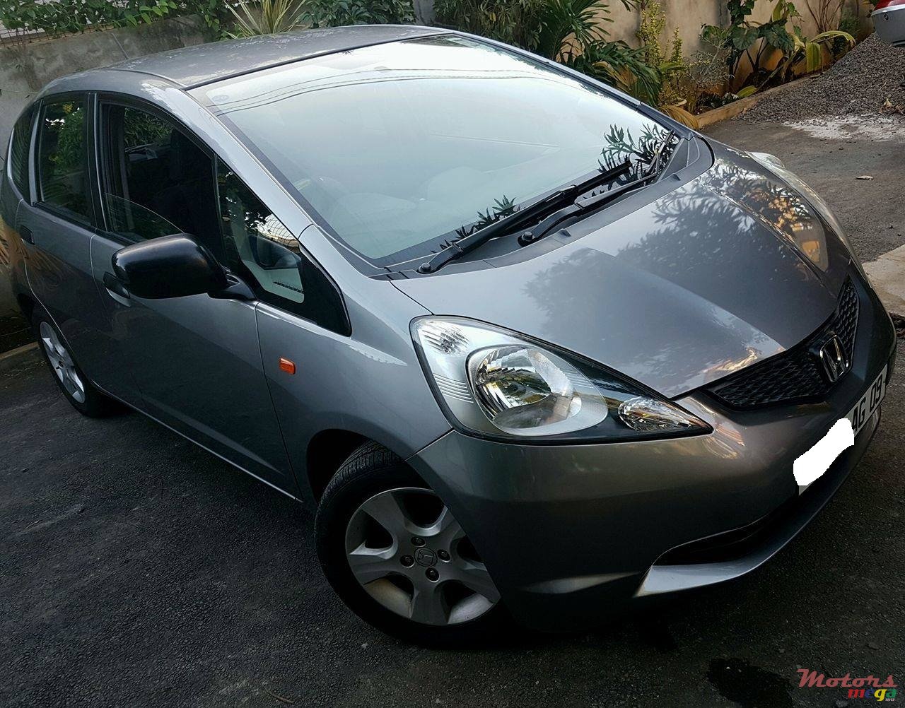 2009' Honda Jazz photo #3