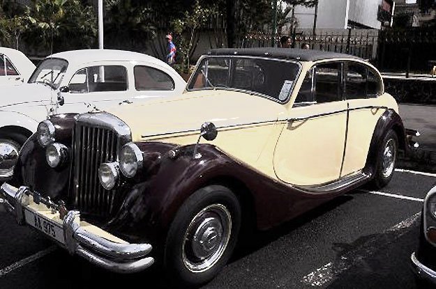 Legendary Cars: The Classic 6th Tour of Mauritius on Sunday