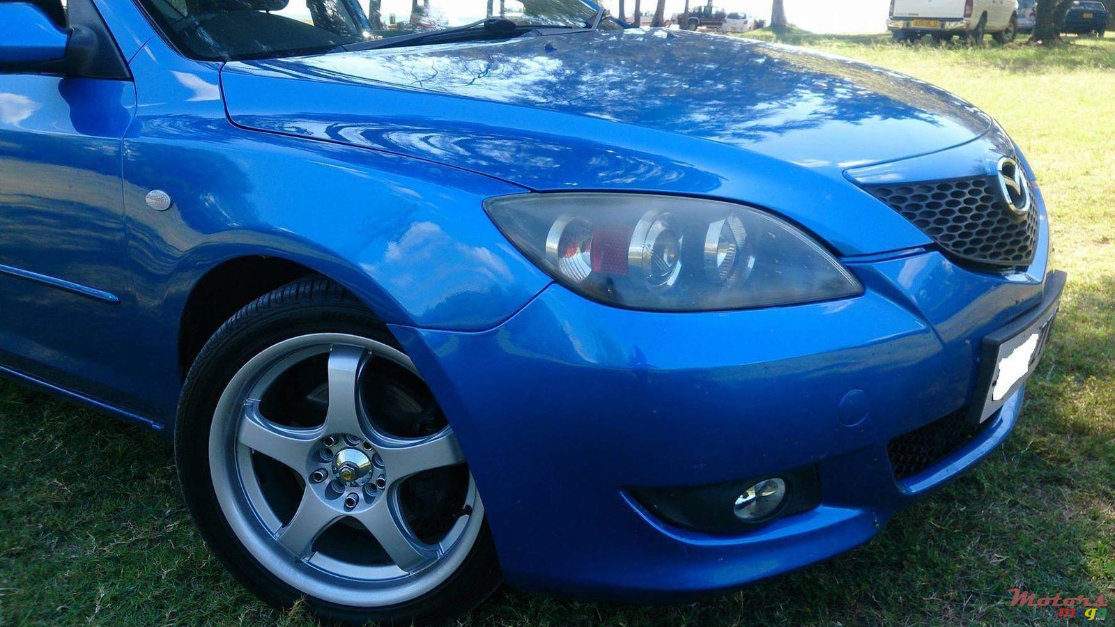 2004' Mazda 3 photo #4