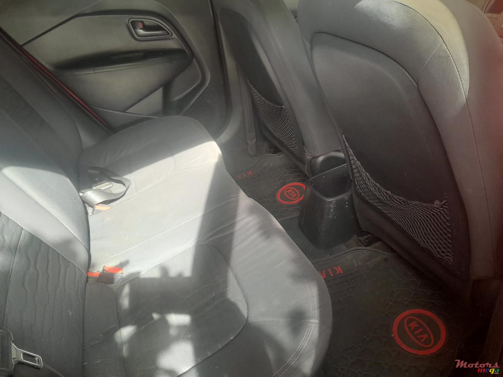 2013' Kia Rio photo #5