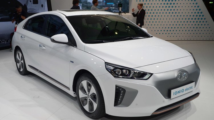 Hyundai predicts 402 km electric vehicle by 2020