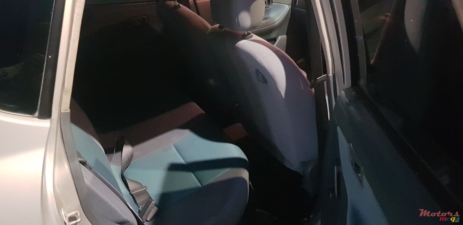 2002' Toyota photo #7