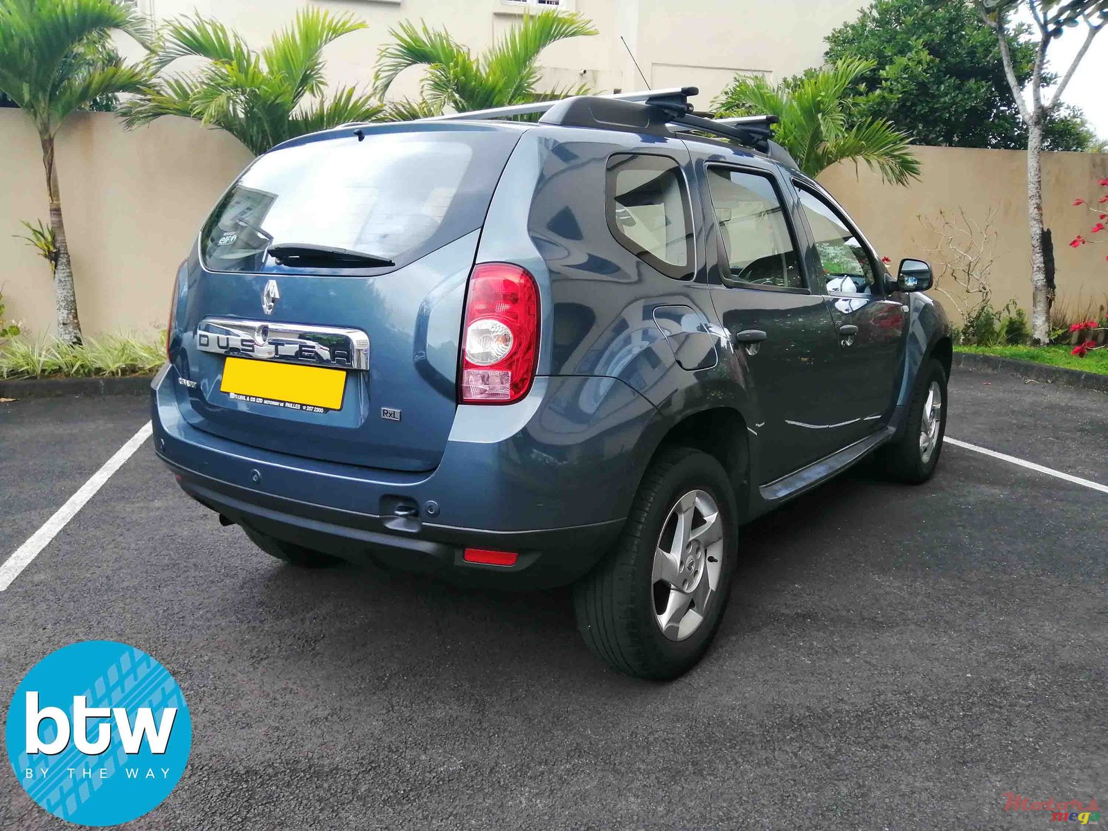 2014' Renault Duster photo #3