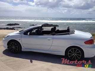 2008' Peugeot 307 photo #1