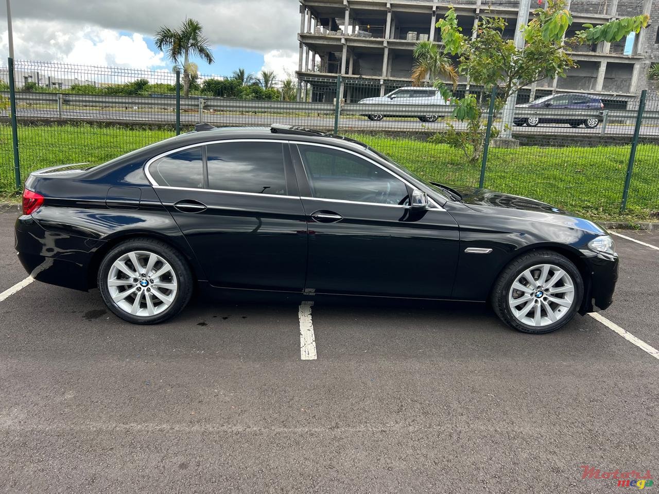 2017' BMW 520 photo #4