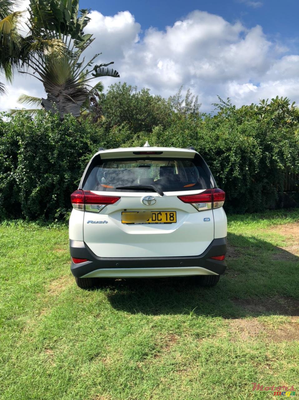 2018' Toyota Rush photo #2