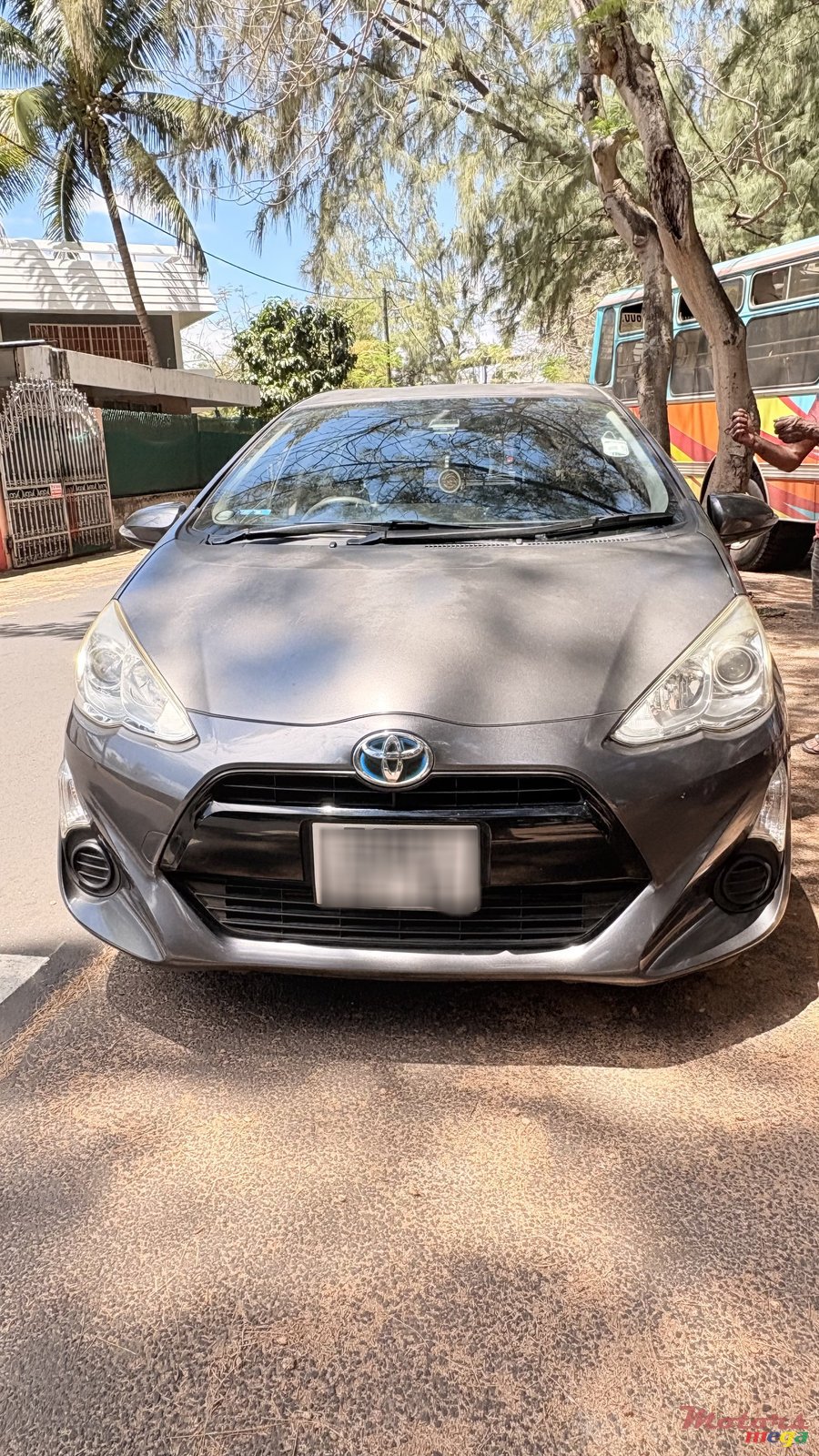 2016' Toyota Aqua photo #4